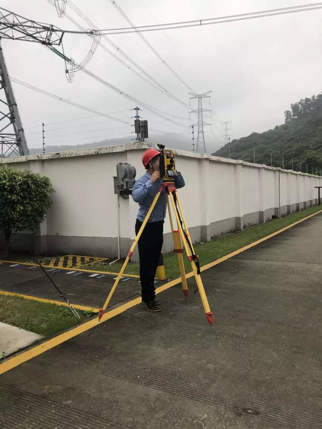 ��Ŀ�ֳ��߷�ϵ�ж��������м����� �����飬��������������� ��