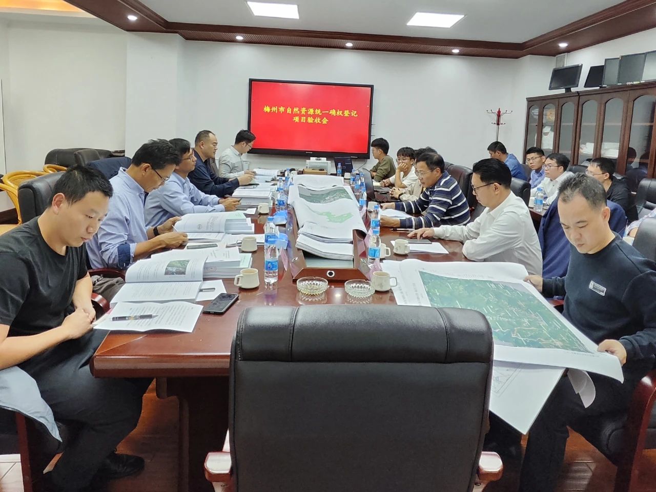 �ޣ����ǲ����Ȼ��ԴͳһȷȨ�Һ���Ŀ˳��ͨ������